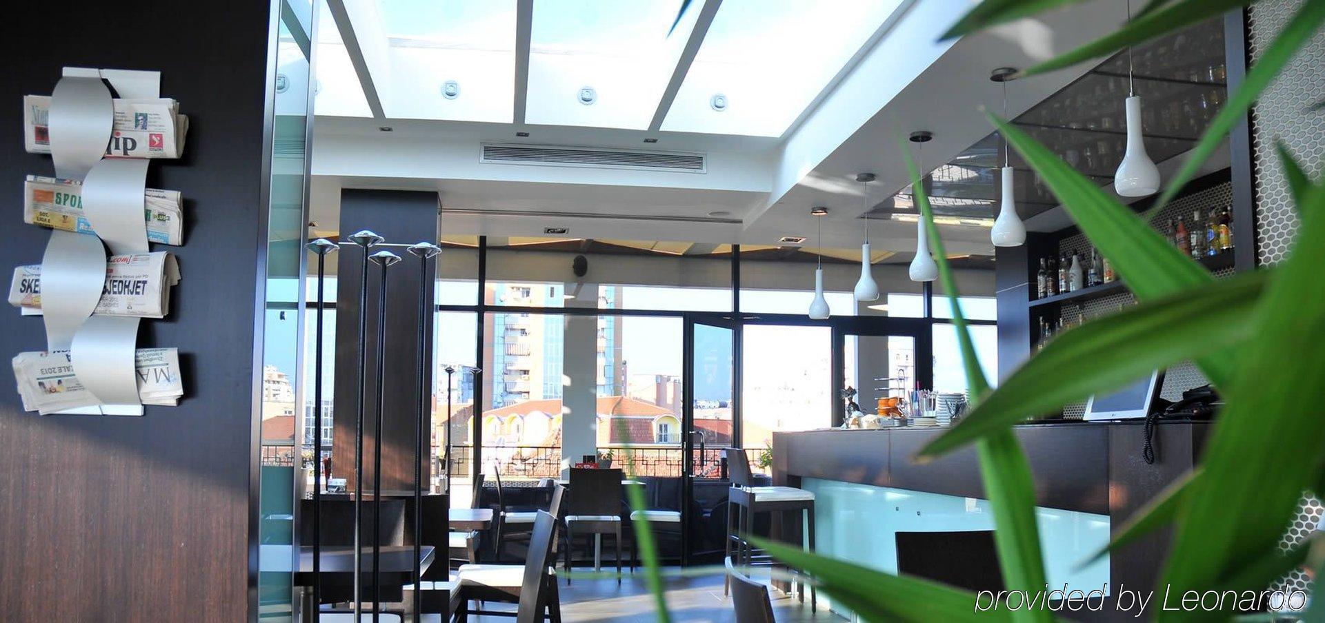 Monarc Hotel Tirana Restaurant photo