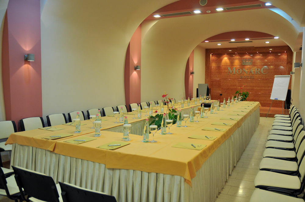 Monarc Hotel Tirana Exterior photo